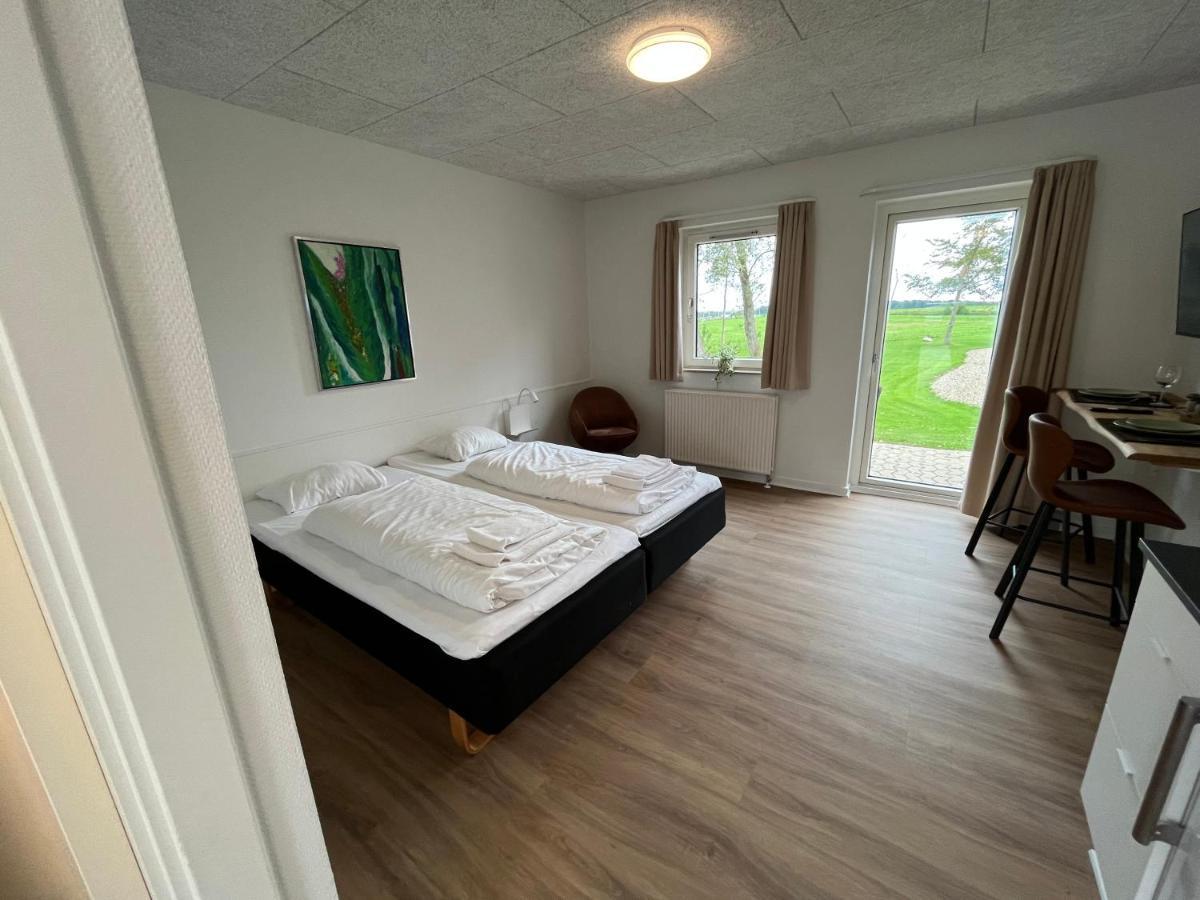 Aparthotel Go-Sleep Bredehus Bredsten  Esterno foto
