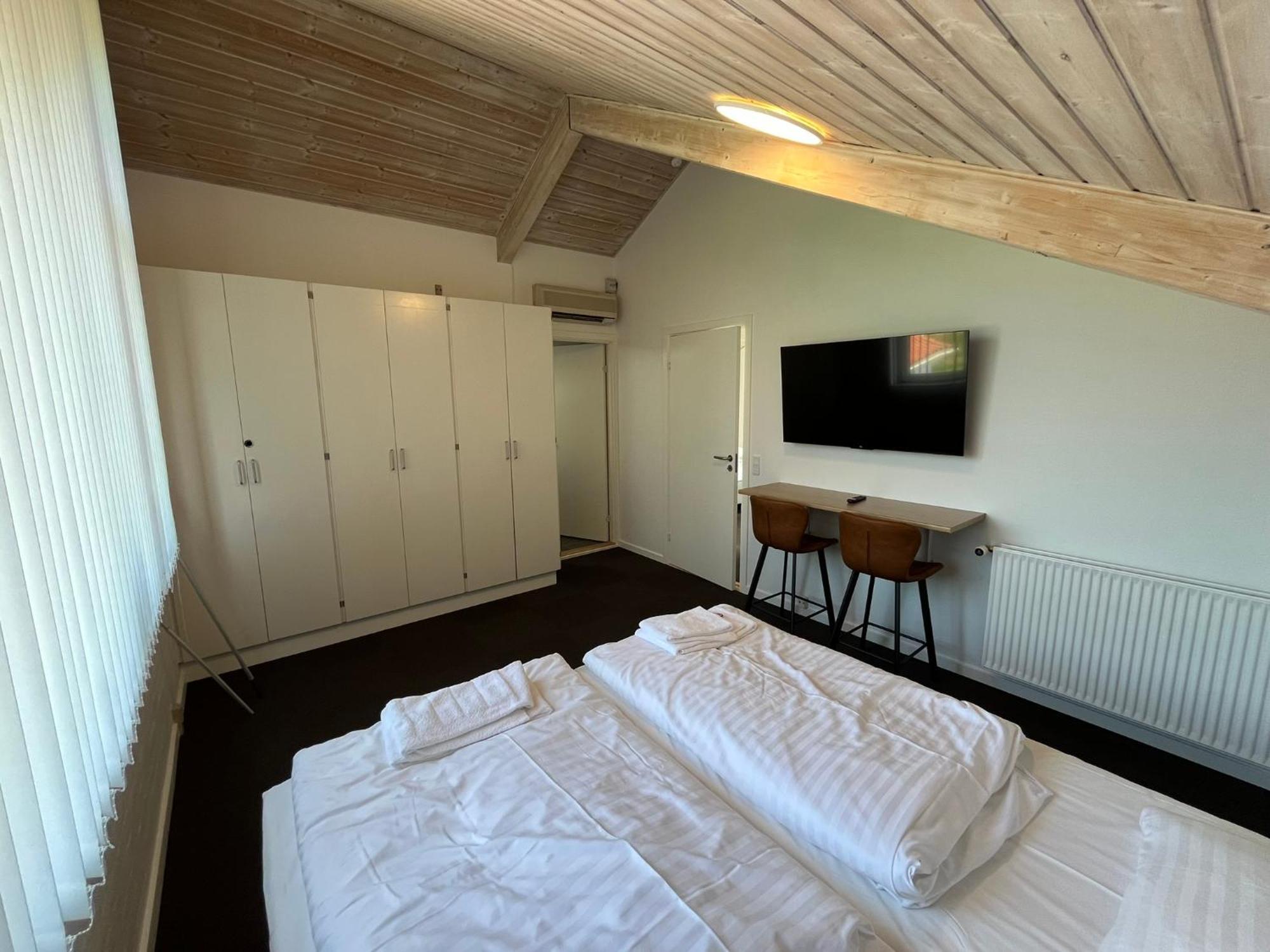 Aparthotel Go-Sleep Bredehus Bredsten  Esterno foto